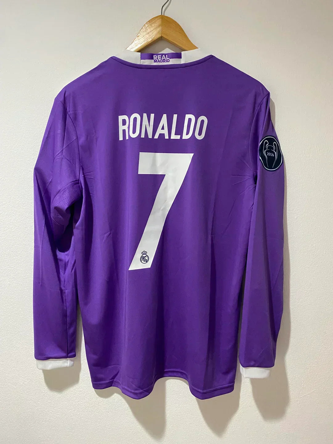 Shirt Cristiano Ronaldo Real Madrid 2017 – Shirt Archive