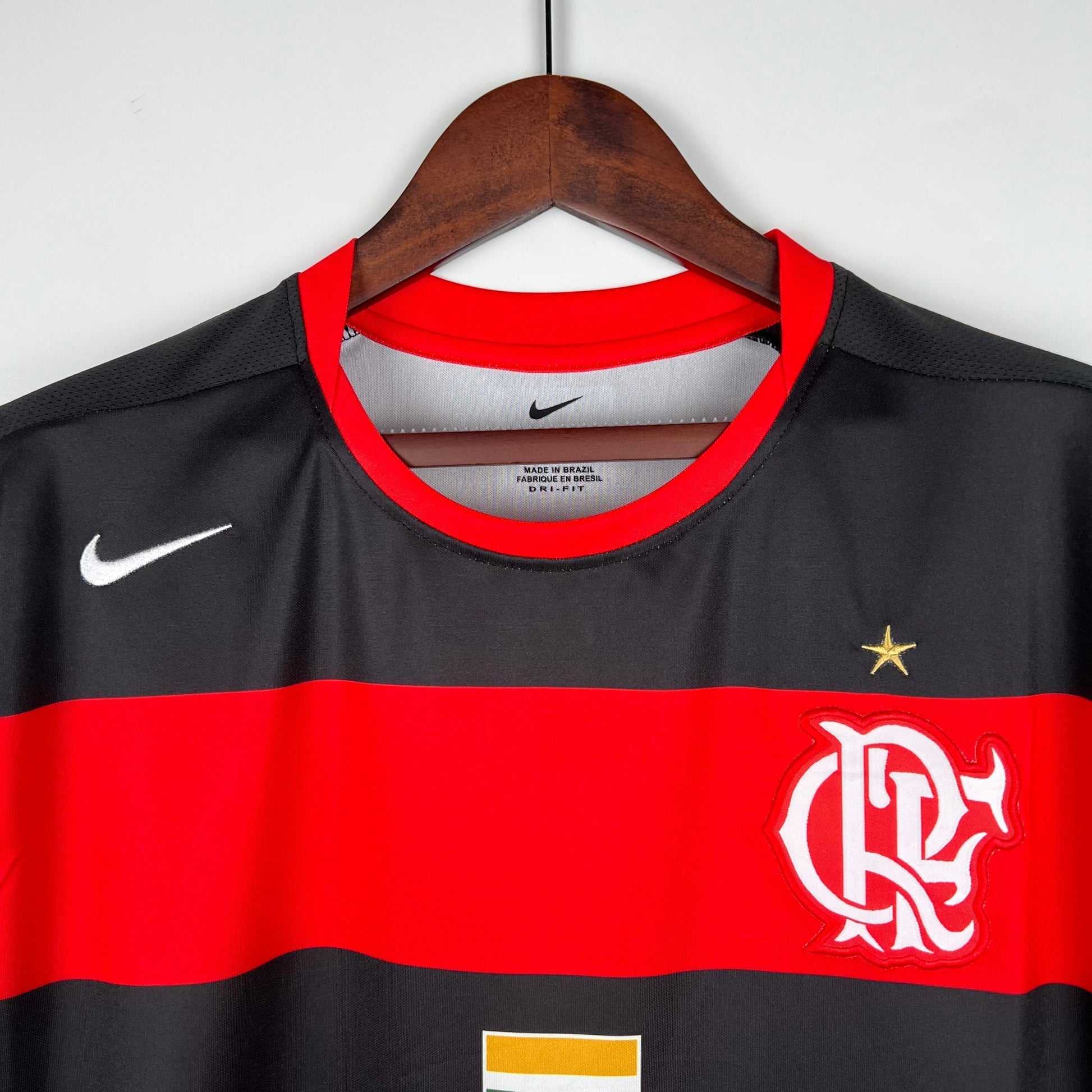 Shirt Flamengo 2002 Red and Black – Shirt Archive