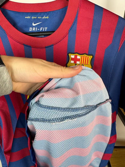 Shirt Iniesta Barcelona 11-12 – Shirt Archive