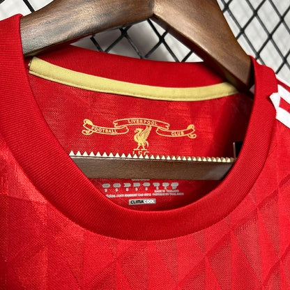 Shirt Liverpool 2010 – Shirt Archive