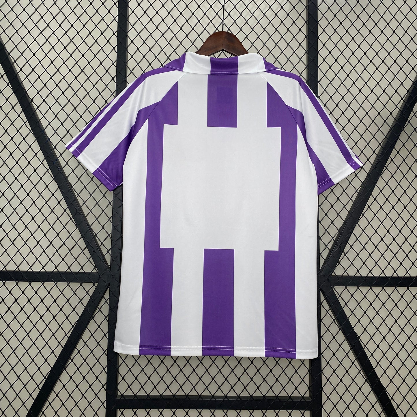 Shirt Valladolid 1984 Home – Shirt Archive