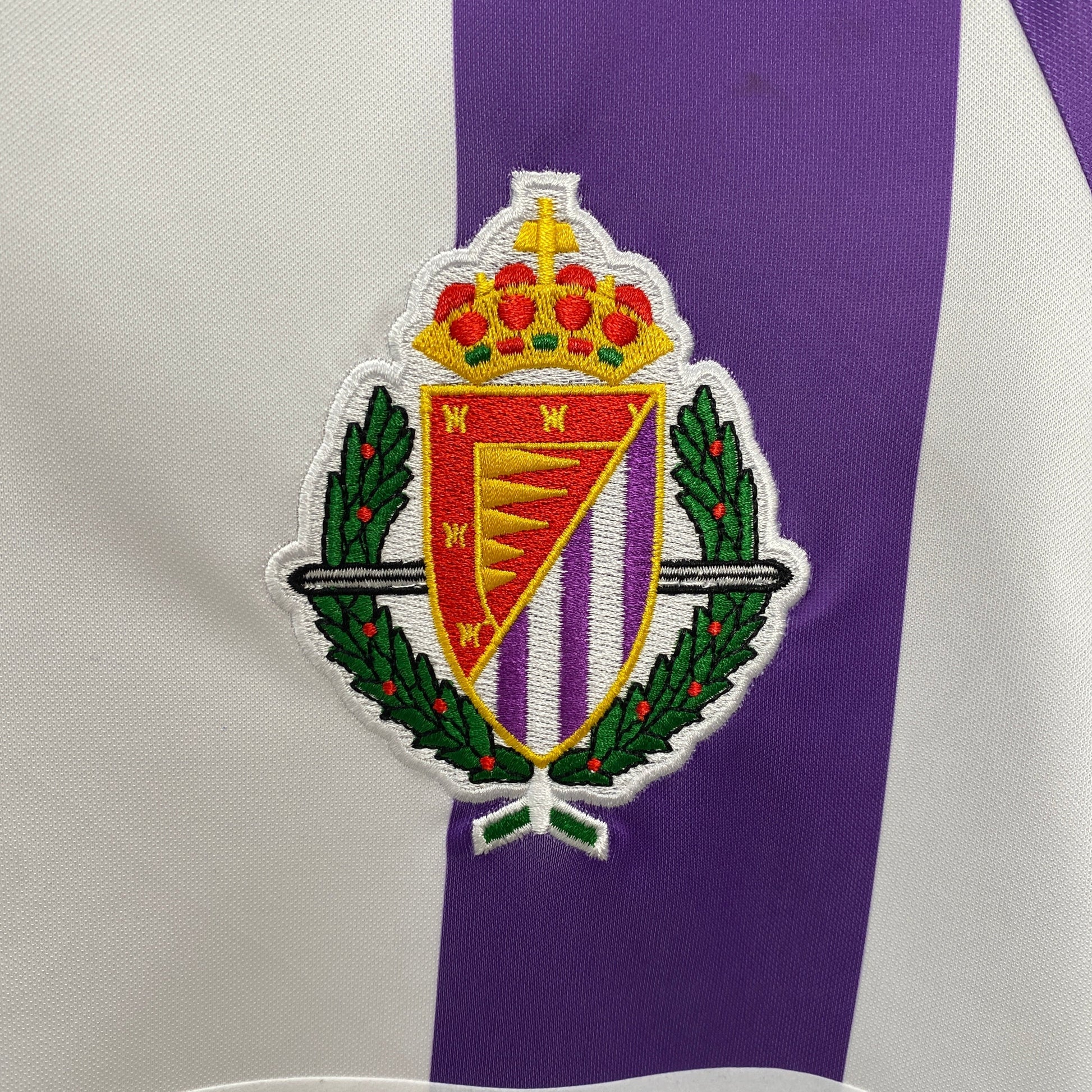 Shirt Valladolid 1984 Home – Shirt Archive