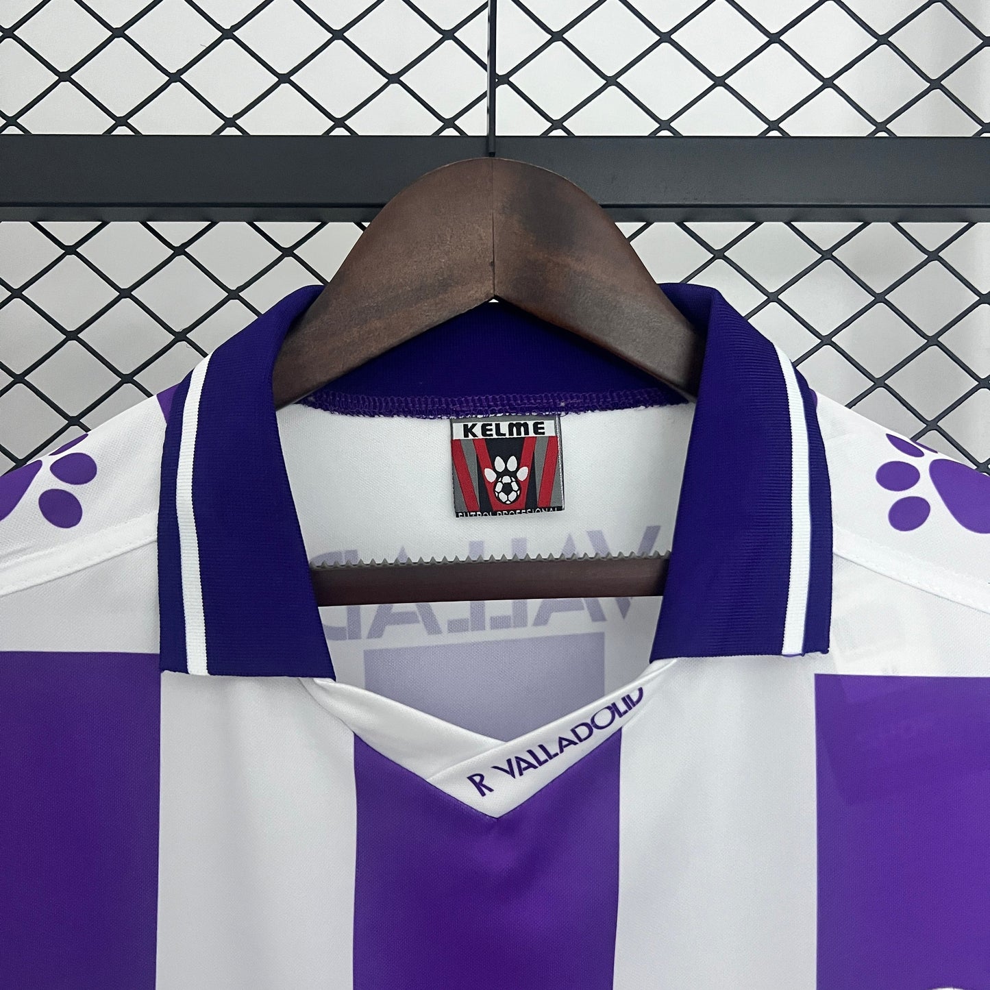 Shirt Valladolid 95/96 Home – Shirt Archive